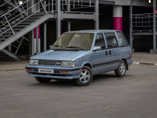 Отзыв владельца: Nissan Stanza Wagon 1986 года без центральной стойки и сдвижных дверей